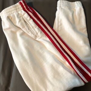 Brandy Melville - J Galt - Sweatpants White/Red